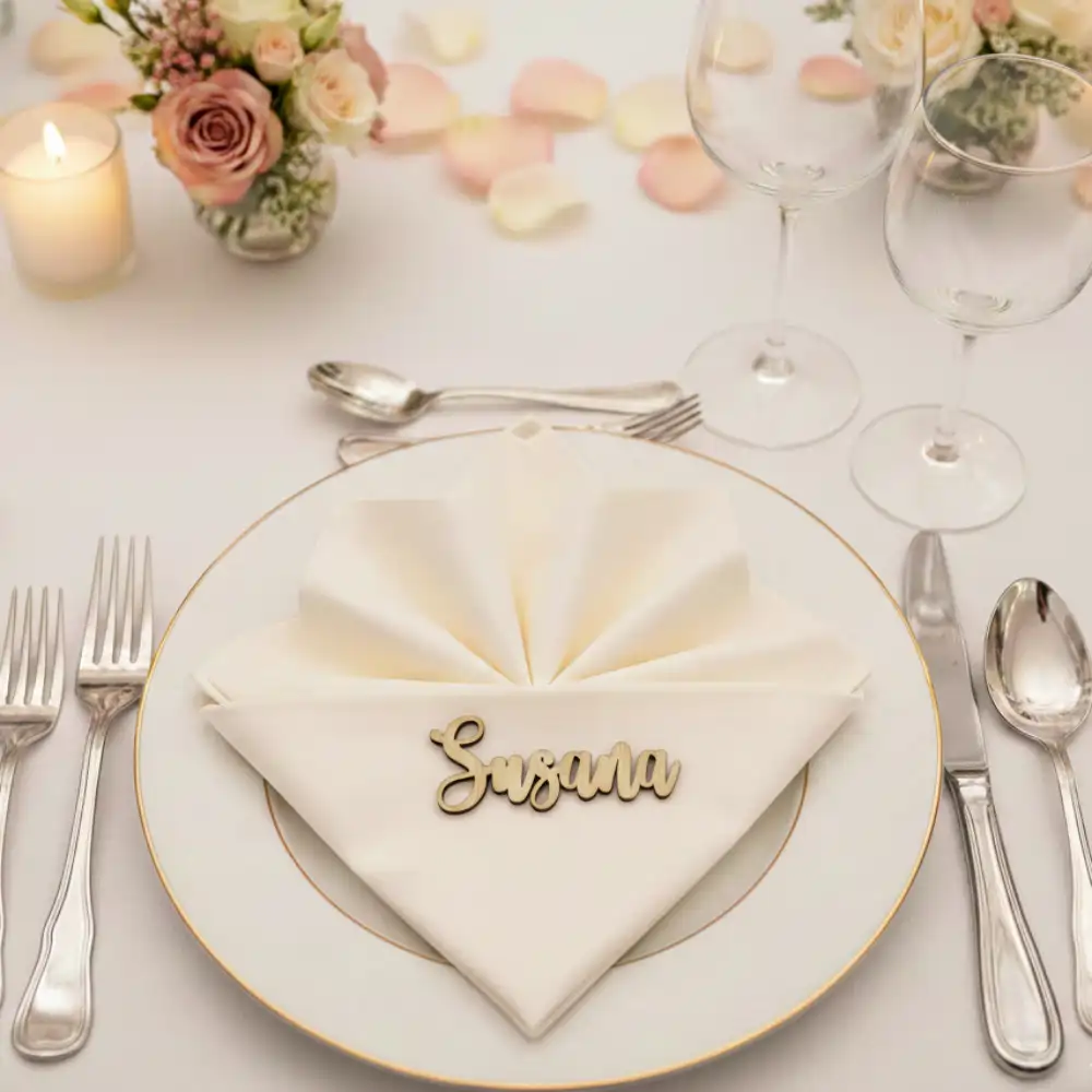 Marcasitios de Madera Calado - Elegancia en Relieve para tu Mesa de Boda